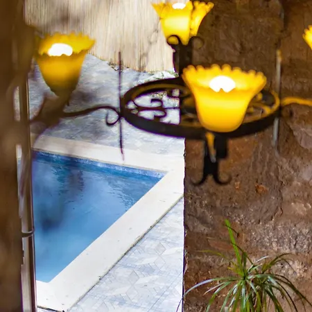 Yediburunlar Lighthouse Boutique And Restaurant Casa de hóspedes 5*